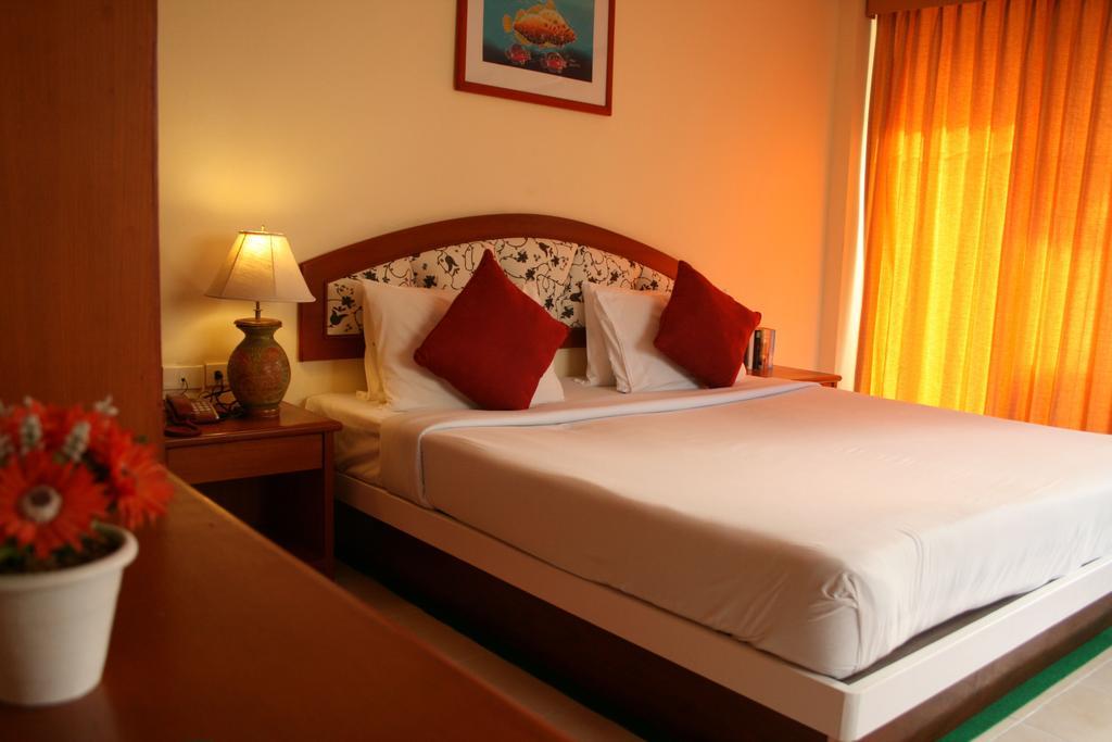 Priew Wan Guesthouse Patong Ngoại thất bức ảnh