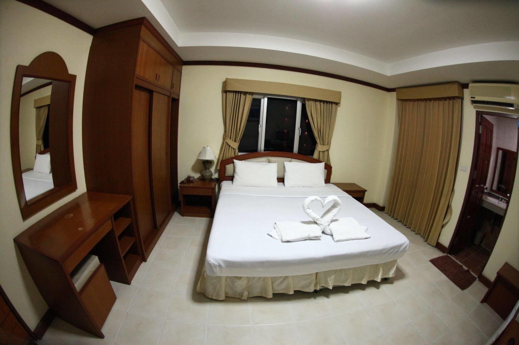 Priew Wan Guesthouse Patong Ngoại thất bức ảnh