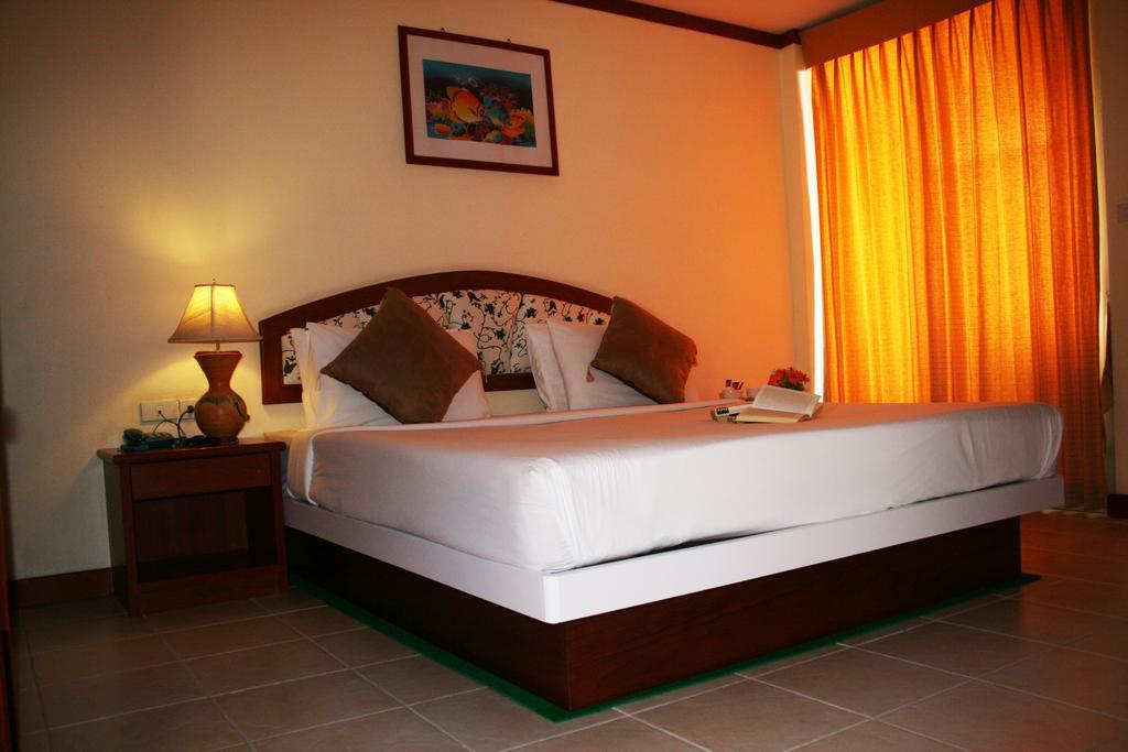 Priew Wan Guesthouse Patong Ngoại thất bức ảnh